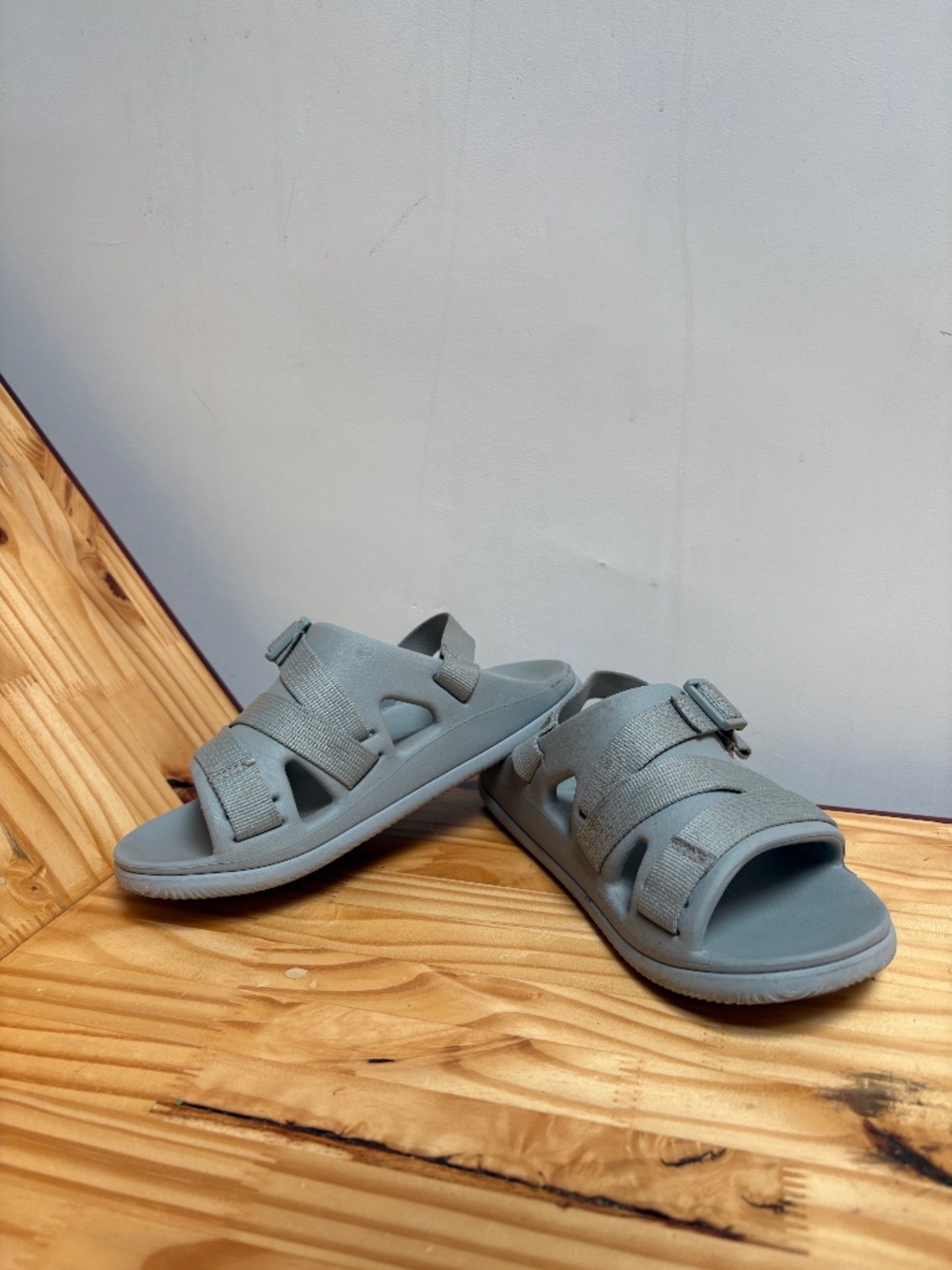 CHUNKY AWESOME CHACO SLIDES/SANDALS